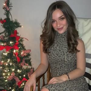 Meet your Posher, Jillian